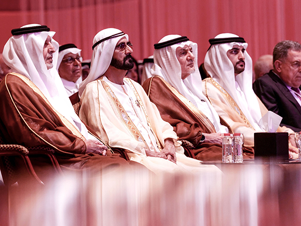 محمد بن راشد: الاستقرار صناعة وجهد وعمل مستمر وتنمية دائمة وتطور لا يتوقف